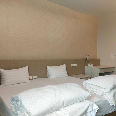 Shun-Yi Business Hotel Цзяи Экстерьер фото