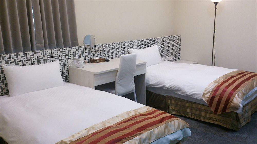 Shun-Yi Business Hotel Цзяи Экстерьер фото