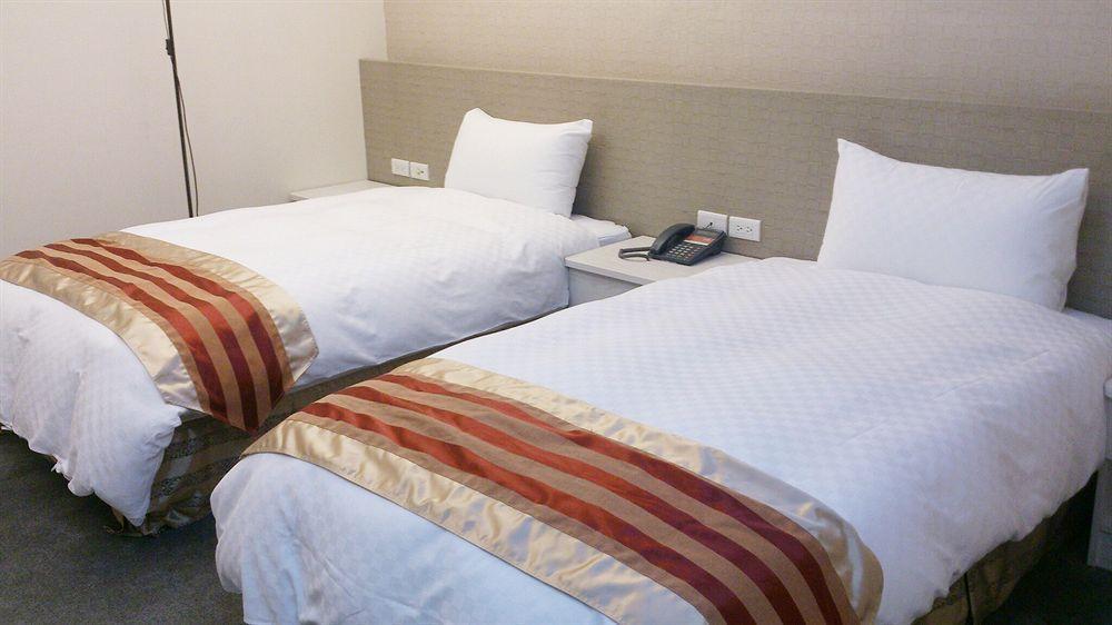 Shun-Yi Business Hotel Цзяи Экстерьер фото
