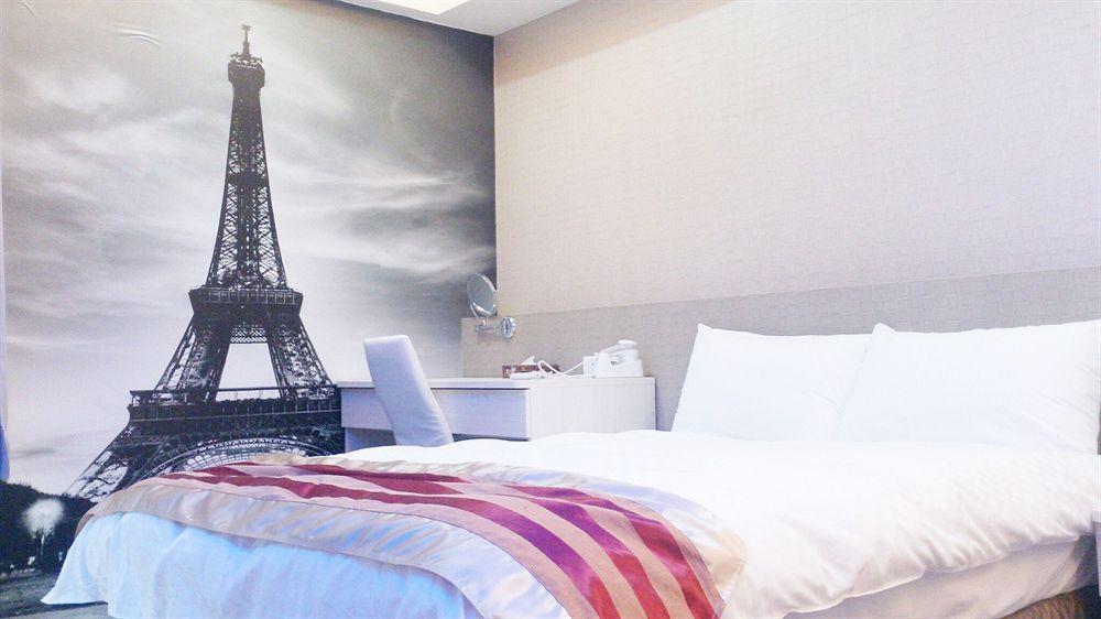 Shun-Yi Business Hotel Цзяи Экстерьер фото
