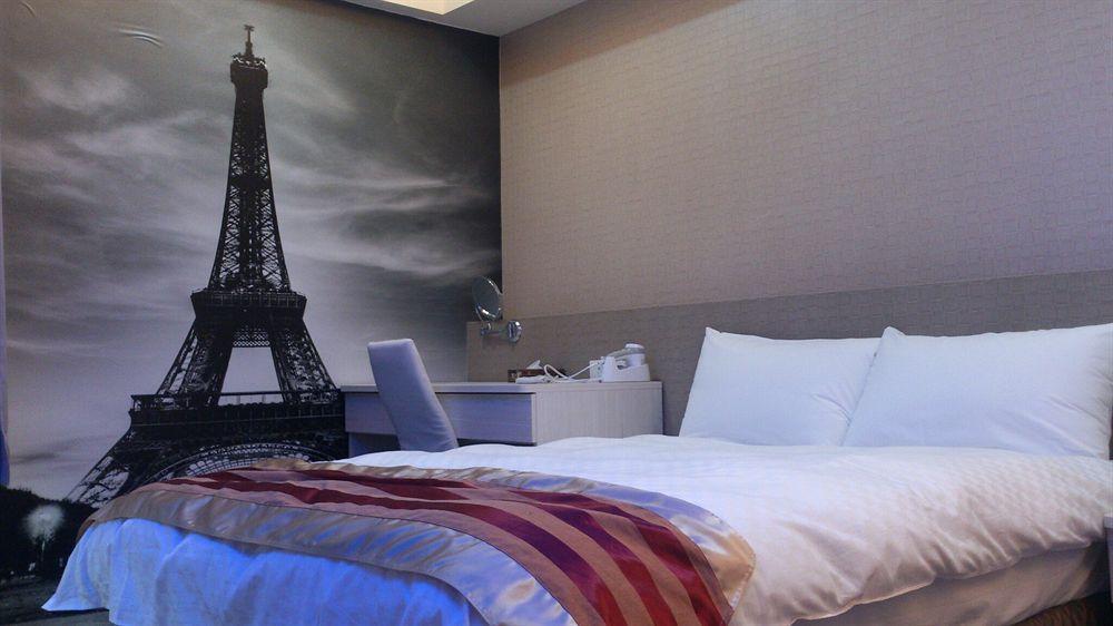 Shun-Yi Business Hotel Цзяи Экстерьер фото