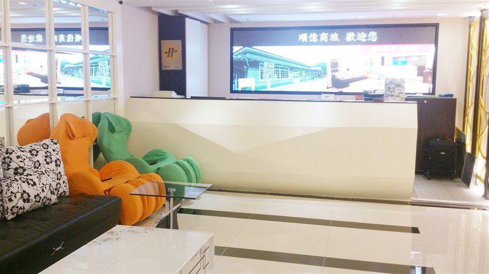 Shun-Yi Business Hotel Цзяи Экстерьер фото