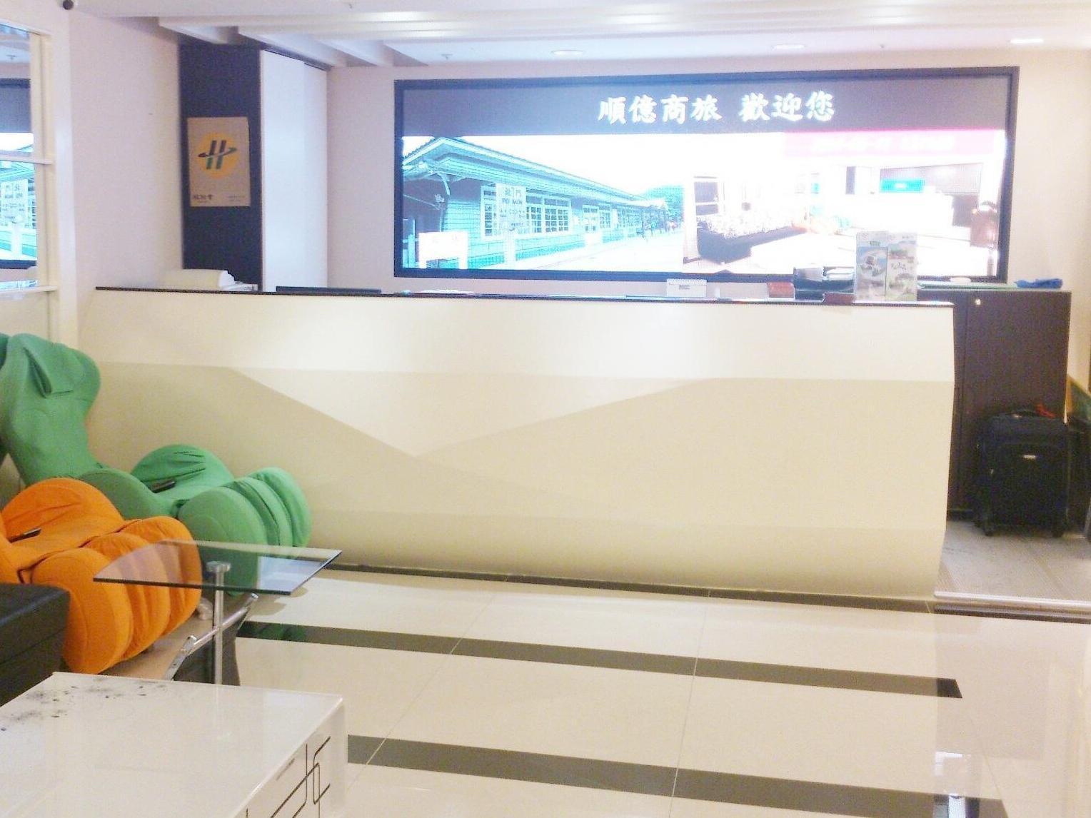 Shun-Yi Business Hotel Цзяи Экстерьер фото